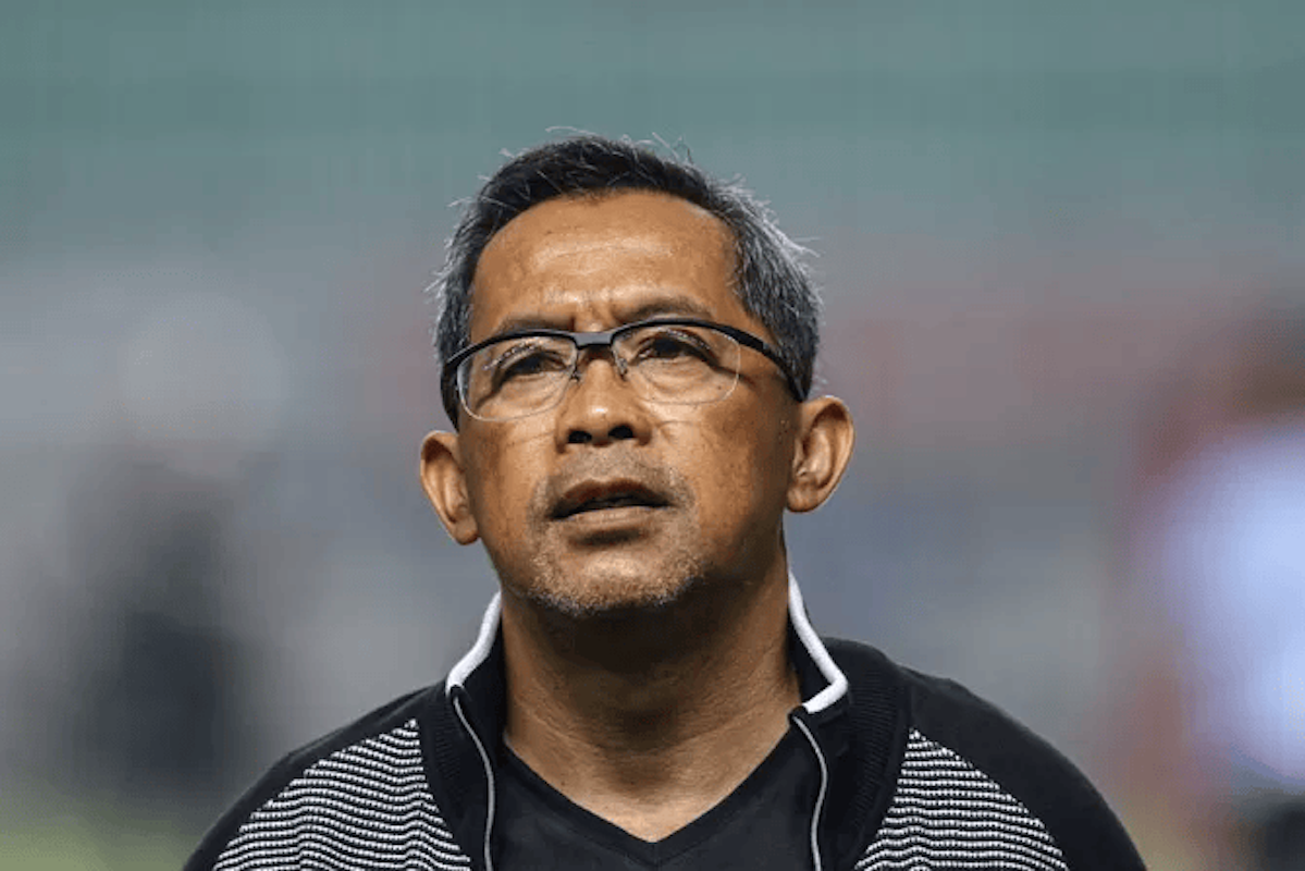 Aji santoso psps: Aji Santoso Tinggalkan PSPS Pekanbaru Ilustrasi aji santoso psps untuk artikel Aji santoso psps: Aji Santoso Tinggalkan PSPS Pekanbaru
